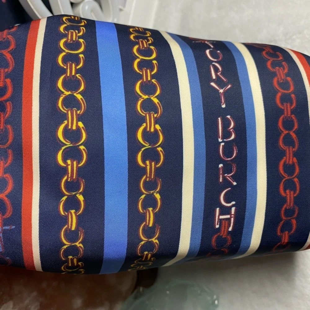 EUC Tory Burch Gemini Link Cosmetic Bag